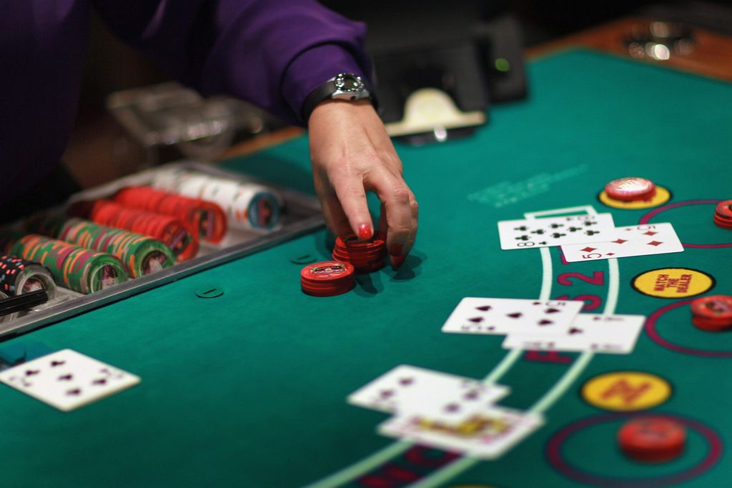 Guía de Blackjack y Frutas para Casinos Electrónicos en España Guía de Blackjack y Frutas para Casinos Electrónicos en España